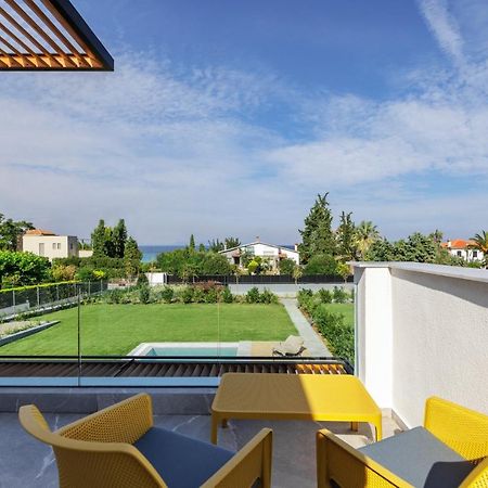Summer Pearls Luxury Villas ポリフロノ エクステリア 写真