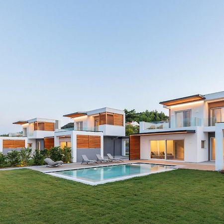 Summer Pearls Luxury Villas ポリフロノ エクステリア 写真