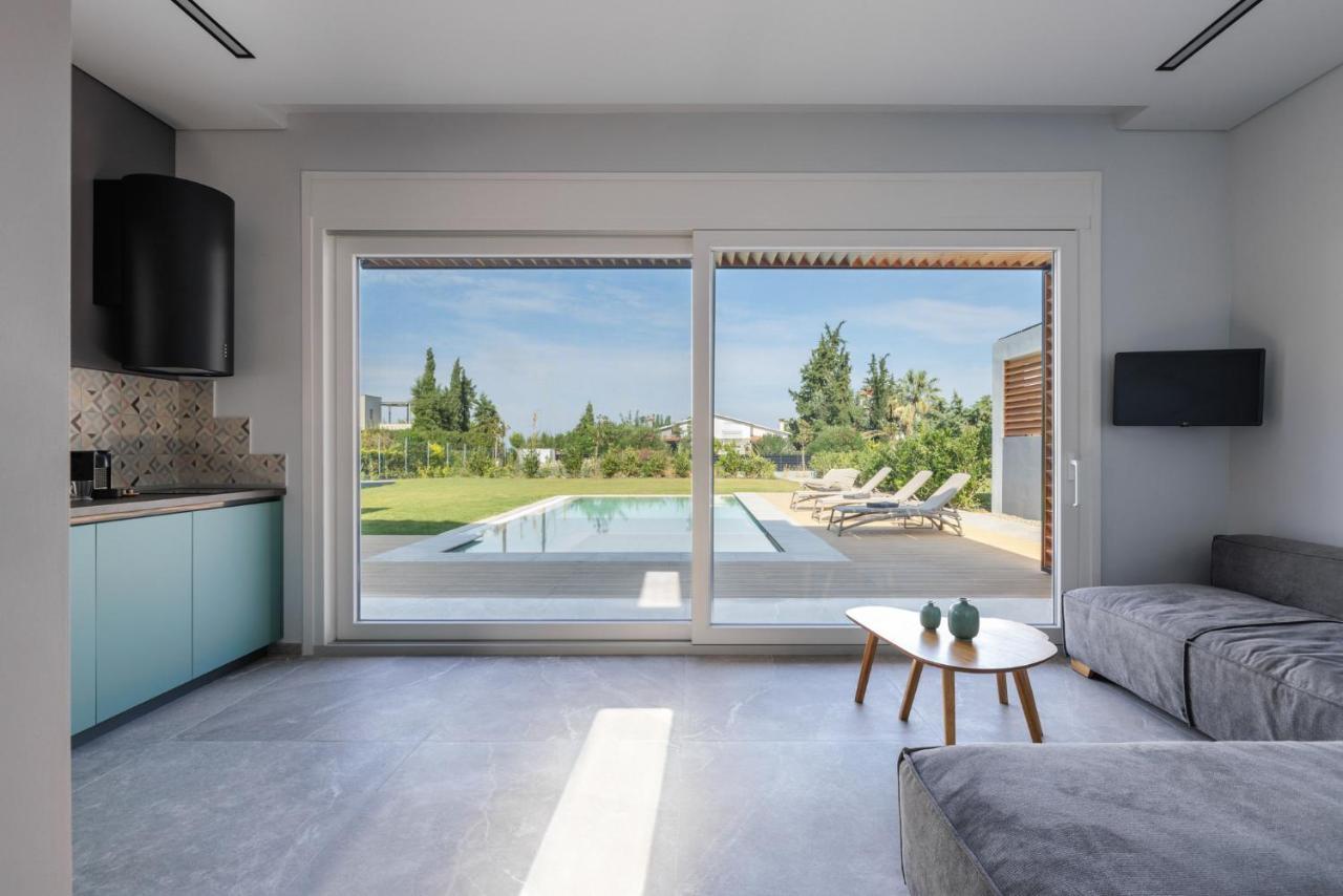 Summer Pearls Luxury Villas ポリフロノ エクステリア 写真