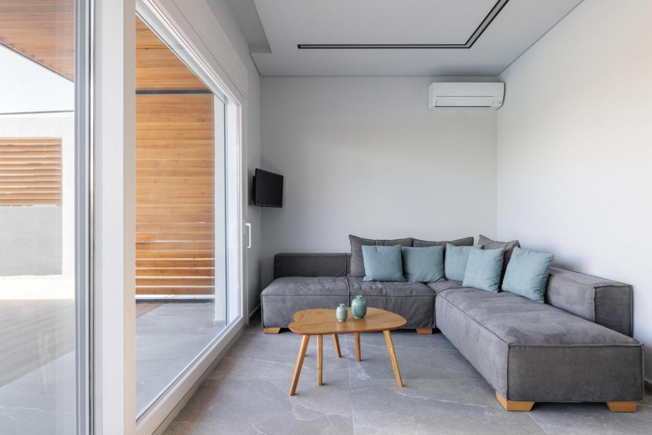 Summer Pearls Luxury Villas ポリフロノ エクステリア 写真